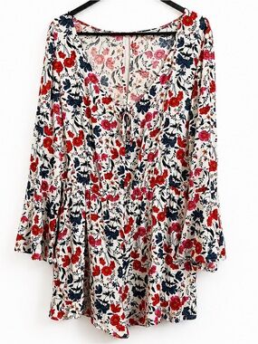 American Eagle AE Floral V-Neck Romper bell sleeves boho prairie large feminine